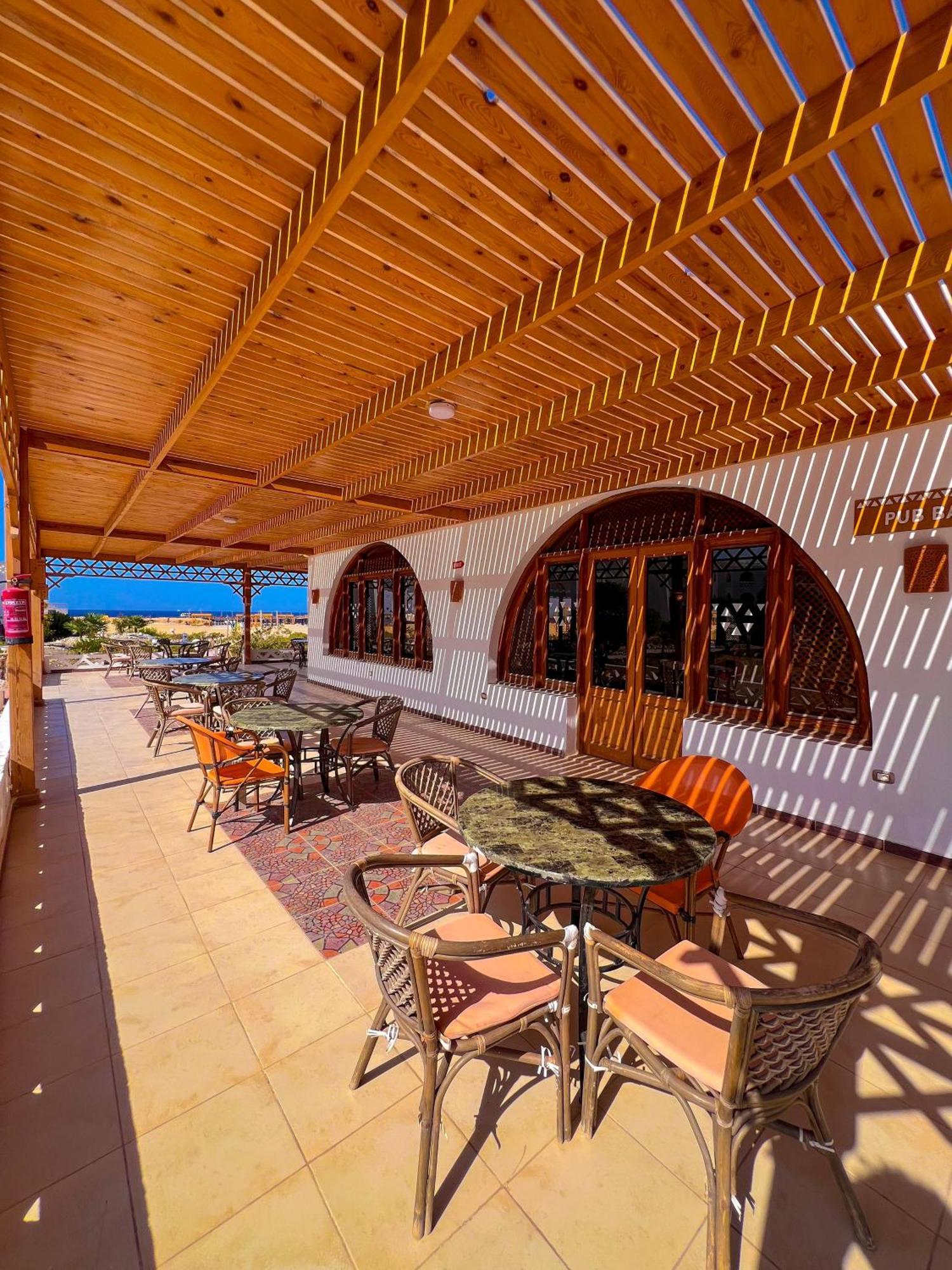 Safari Nubian 4*