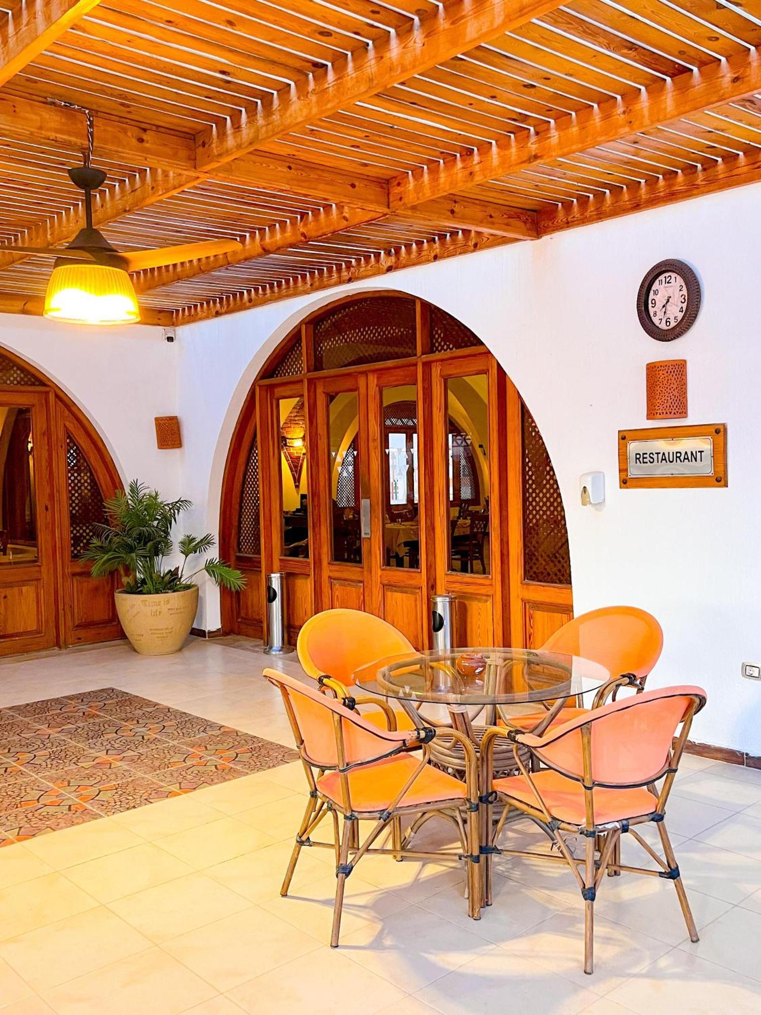 Hotel Safari Nubian